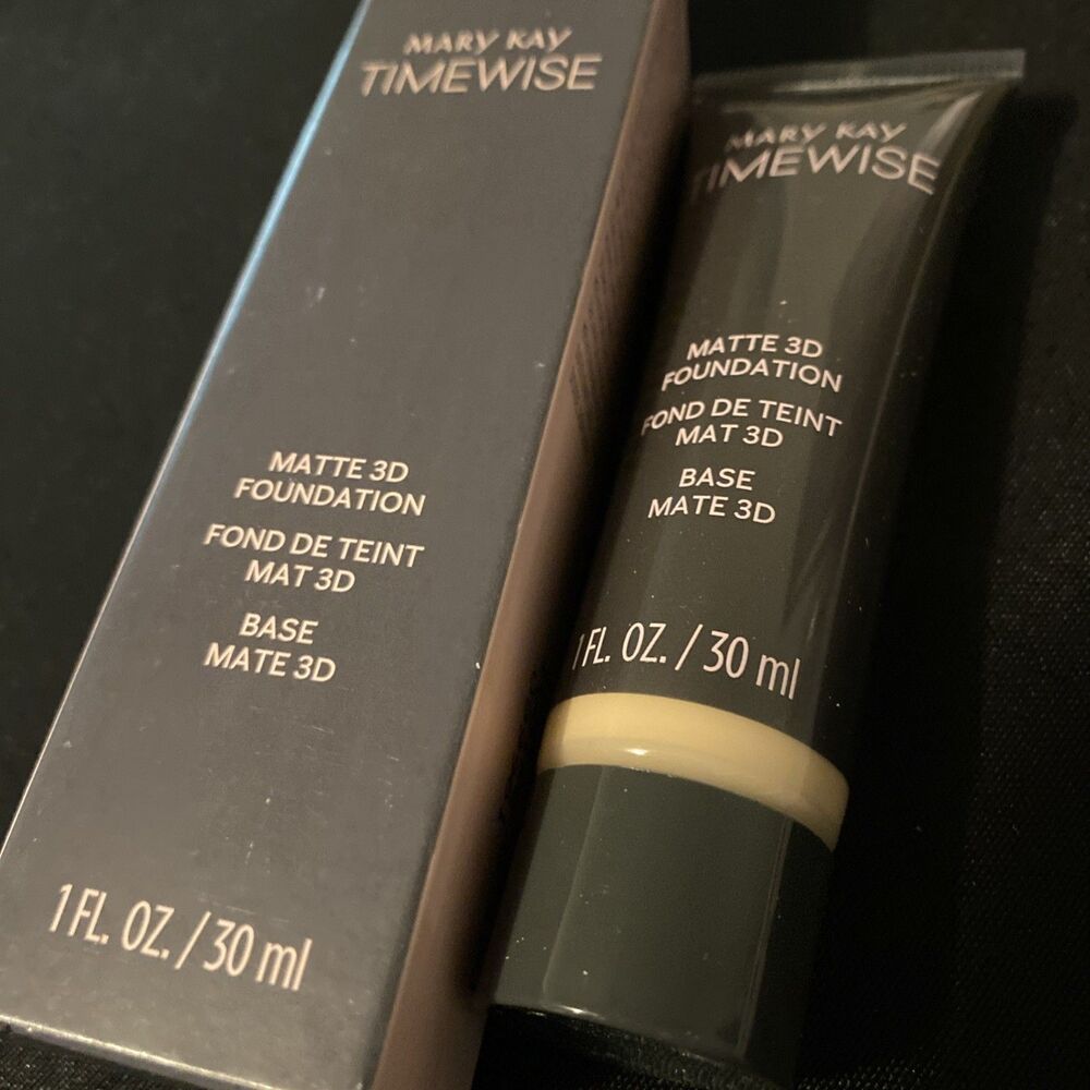 Mary Kay Timewise Matte 3D Liquid Foundation Ivory W 130